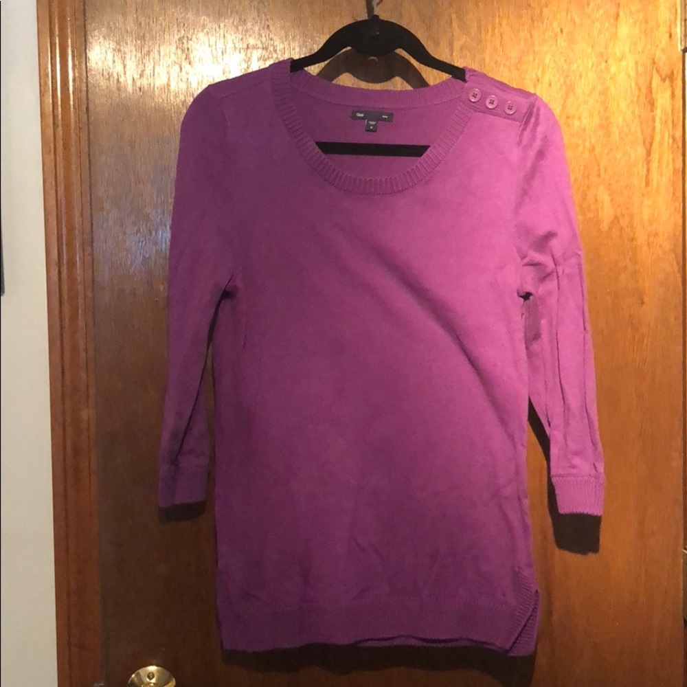 Gap- soft purple crew sweater